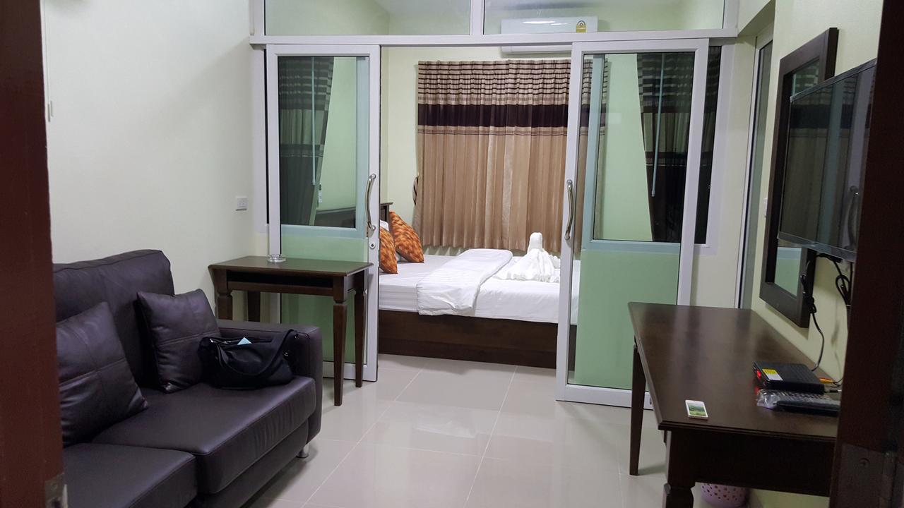 The Best Place Samut Prakan Esterno foto